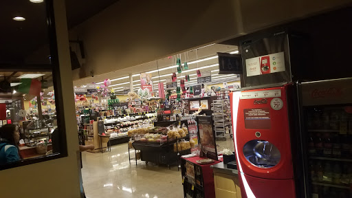 Grocery Store «Safeway», reviews and photos, 4990 River Rd N, Keizer, OR 97303, USA