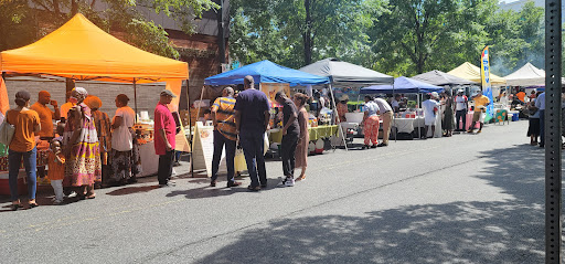 Shopping Mall «Downtown Silver Spring», reviews and photos, 908 Ellsworth Dr, Silver Spring, MD 20910, USA