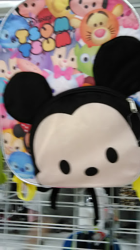 Clothing Store «Ross Dress for Less», reviews and photos, 177 Levittown Pkwy, Levittown, PA 19055, USA