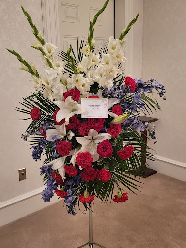 Florist «Park Hill Joyce Flower Shop», reviews and photos, 36 Oak St, Manchester, CT 06040, USA