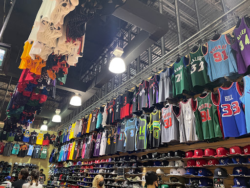 Sportswear Store «Sports Fan-Attic», reviews and photos, 11401 NW 12th St, Miami, FL 33172, USA