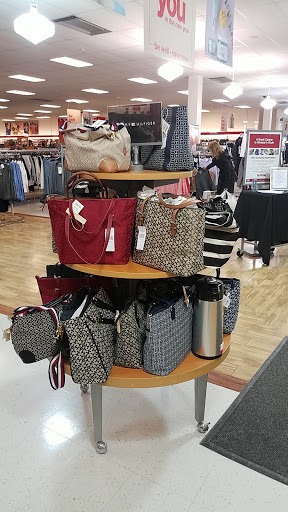 Department Store «T.J. Maxx & HomeGoods», reviews and photos, 4890 Integrity Way, Appleton, WI 54913, USA