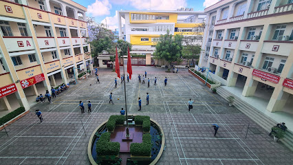 Hình Ảnh Trường THPT Nguyễn Hiền