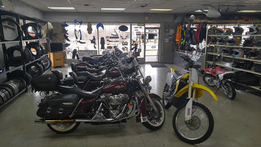 Clothing Store «Two Wheel World», reviews and photos, 1922 W Pioneer Pkwy, Arlington, TX 76013, USA