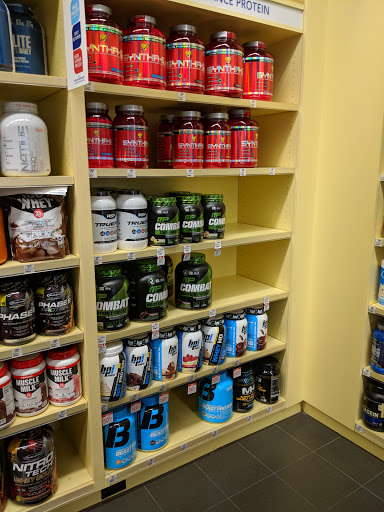 Vitamin & Supplements Store «Vitamin Shoppe», reviews and photos, 3912 Oleander Dr, Wilmington, NC 28403, USA