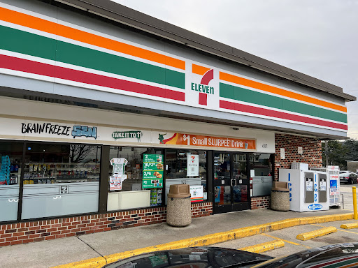 7-Eleven, 601 Fayette St, Conshohocken, PA 19428, USA, 