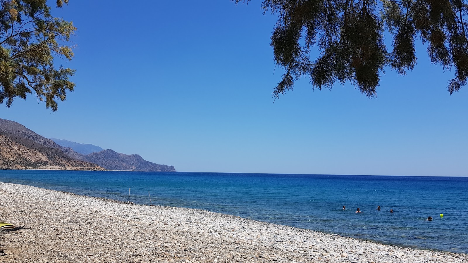 Fotografija Keratides beach z turkizna čista voda površino