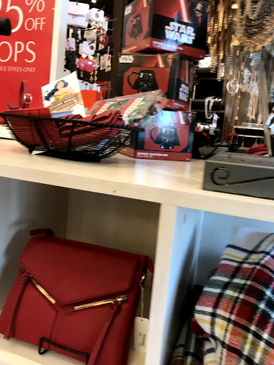 Fashion Accessories Store «Charming Charlie», reviews and photos, 5175 Deerfield Blvd, Mason, OH 45040, USA