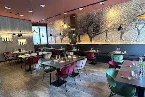 Bubi Restaurant image