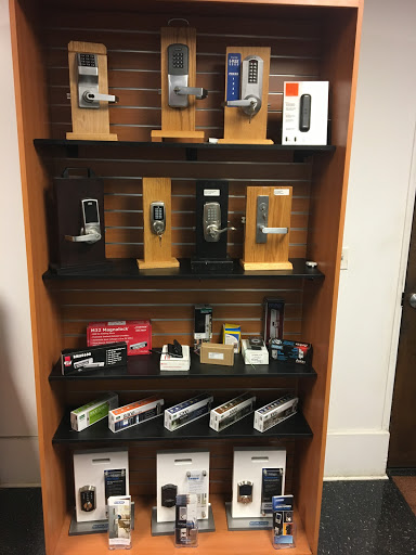 Locksmith «Am-Pm Roswell Locksmith», reviews and photos, 112 Norcross St # 15, Roswell, GA 30075, USA