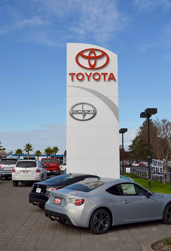 Toyota Dealer «Freeman Toyota», reviews and photos, 2875 Corby Ave, Santa Rosa, CA 95407, USA