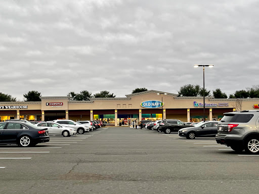 Clothing Store «Old Navy», reviews and photos, 1459 New Britain Ave, West Hartford, CT 06110, USA