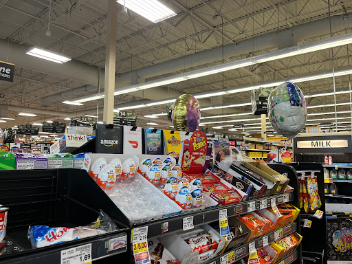 Grocery Store «Kroger», reviews and photos, 305 E Lewis and Clark Pkwy, Clarksville, IN 47129, USA