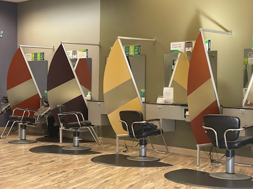 Hair Salon «Great Clips», reviews and photos, 421 S Reino Rd c, Newbury Park, CA 91320, USA