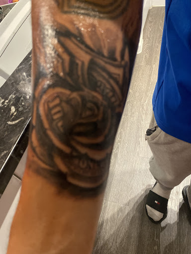 Tattoo Shop «Stuck On You Tattoos & Piercings», reviews and photos, 4102 Gus Thomasson Rd, Mesquite, TX 75150, USA