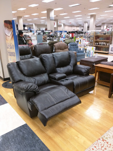 Department Store «Sears», reviews and photos, 5200 S 76th St, Greendale, WI 53129, USA