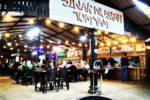 Sinar Nusrah Tomyam image