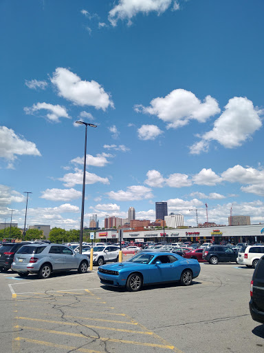 Shopping Mall «Wharton Square», reviews and photos, 2021 Wharton St, Pittsburgh, PA 15203, USA