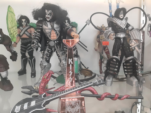 Video Game Store «Halo 13 Anime & Video», reviews and photos, 201 W Magnolia Blvd, Burbank, CA 91502, USA