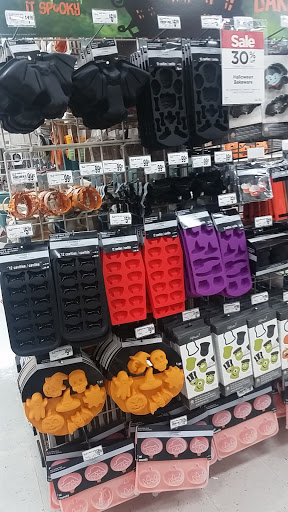 Craft Store «Michaels», reviews and photos, 15228 Summit Ave, Fontana, CA 92336, USA