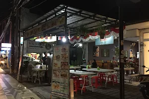 Warung BBQ Mek Made image
