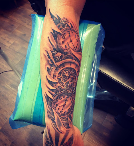 Explore gecko tattoo ideas, creative tattoo ideas in Benton, available at Three KingsTattoos