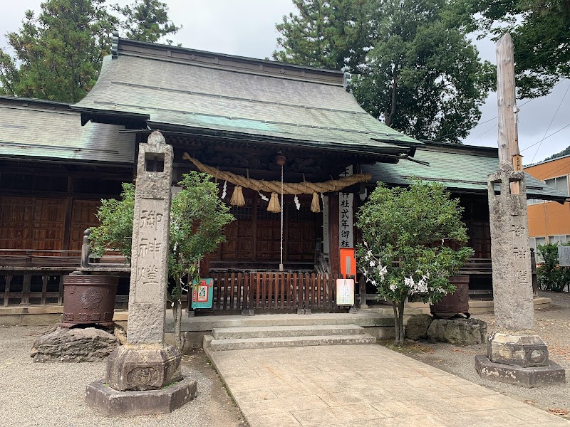 王日神社