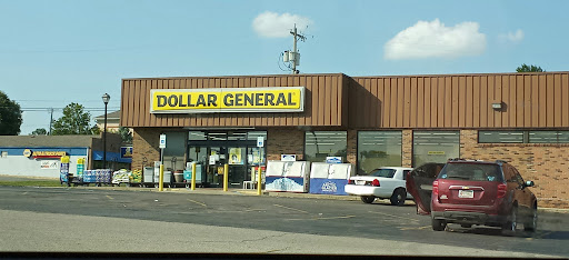 Discount Store «Dollar General», reviews and photos, 215 S Main St, Brownstown, IN 47220, USA
