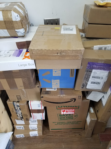 Shipping and Mailing Service «FedEx Authorized ShipCenter / CJ 택배 / DHL / 플러싱택배», reviews and photos, 192-14 Northern Blvd, Flushing, NY 11358, USA