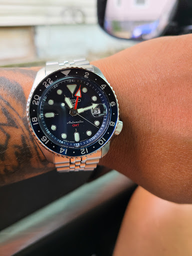 Jewelry Store «Hannoush Jewelers - Dartmouth», reviews and photos, 435 State Rd, Dartmouth, MA 02747, USA