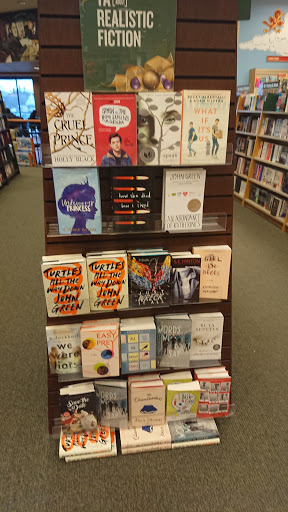 Book Store «Barnes & Noble», reviews and photos, 1180 Raritan Rd, Clark, NJ 07066, USA