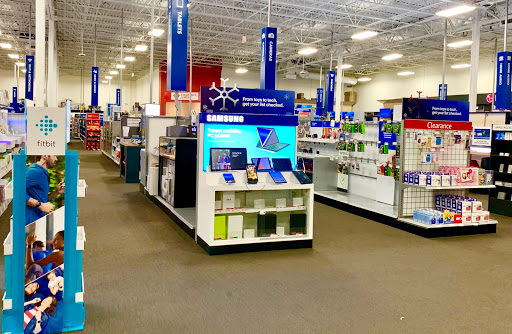 Electronics Store «Best Buy», reviews and photos, 151 Highlands Blvd Dr, Manchester, MO 63011, USA
