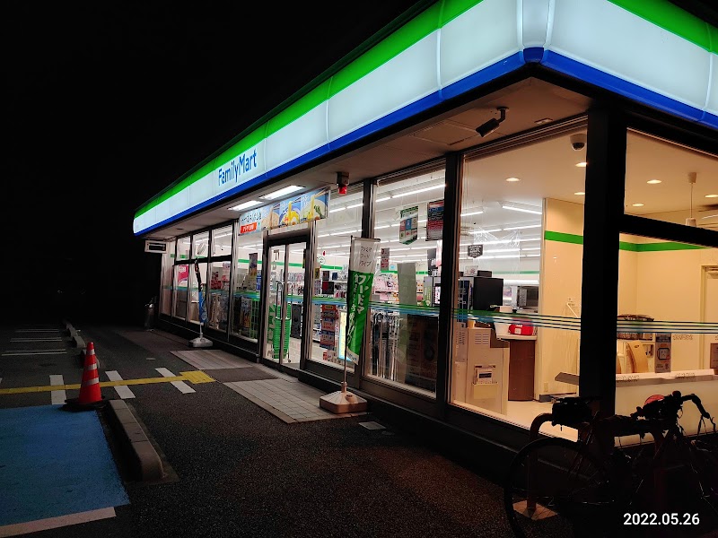 ファミリーマート 熊谷石原店