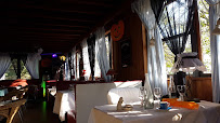 Atmosphère du Restaurant français Le Cottage à Éguzon-Chantôme - n°17
