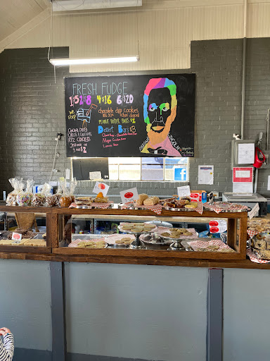 Dessert Shop «Sweet Shoppe Dessert Cafe», reviews and photos, 100 S Lincoln Blvd, Hodgenville, KY 42748, USA