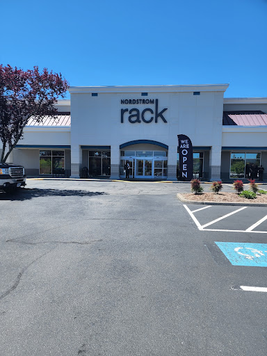 Department Store «Nordstrom Rack Tanasbourne Town Center», reviews and photos, 18100 NW Evergreen Pkwy, Beaverton, OR 97006, USA