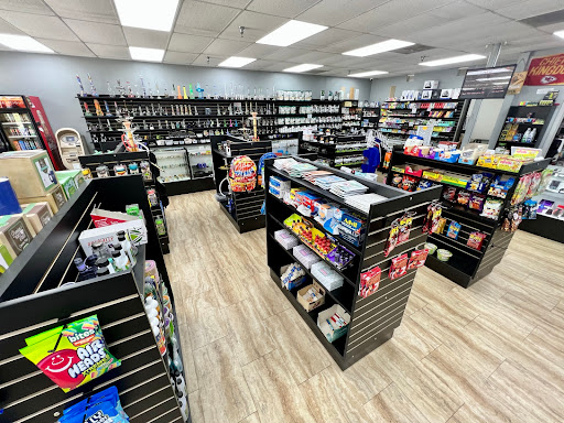 Tobacco Shop «Smoke Hut Smoke Shop», reviews and photos, 11902 Blue Ridge Boulevard g, Grandview, MO 64030, USA