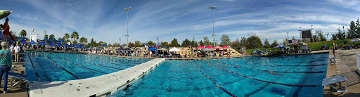 Swimming lessons Los Angeles