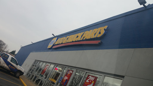 Auto Parts Store «NAPA Auto Parts - Genuine Parts Company», reviews and photos, 7400 W 27th St, St Louis Park, MN 55426, USA