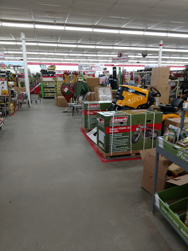 Home Improvement Store «Tractor Supply Co.», reviews and photos, 9630 Ida St, Omaha, NE 68122, USA