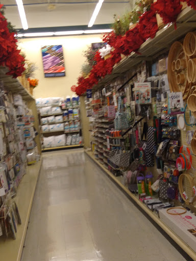 Craft Store «Hobby Lobby», reviews and photos, 6640 E State St, Rockford, IL 61108, USA