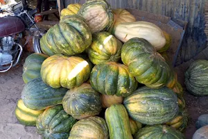 MARCHE DES LEGUMES image