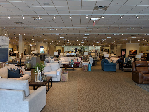 Furniture Store «Havertys Furniture», reviews and photos, 2940 Apalachee Pkwy, Tallahassee, FL 32301, USA