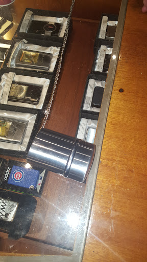 Tobacco Shop «Up Down Cigar», reviews and photos, 1550 N Wells St, Chicago, IL 60610, USA