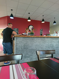 Atmosphère du Restaurant Izarlilia à Lahonce - n°1