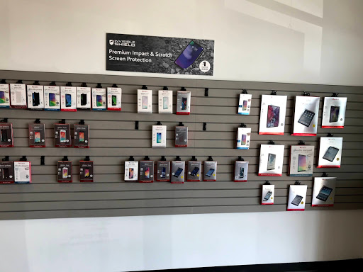 Mobile Phone Repair Shop «CPR Cell Phone Repair West Chester», reviews and photos, 7751 Cox Ln, West Chester Township, OH 45069, USA