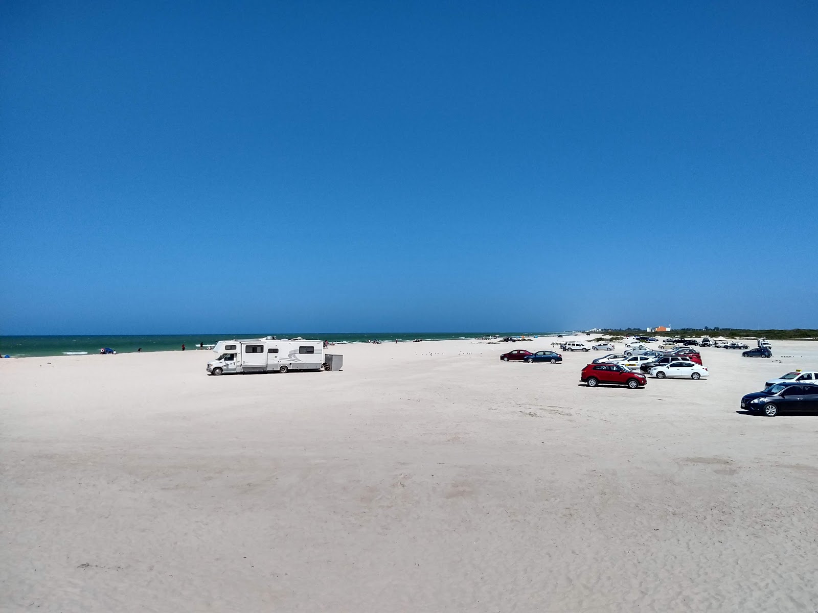 Photo de Playa Puerto Abrigo zone sauvage