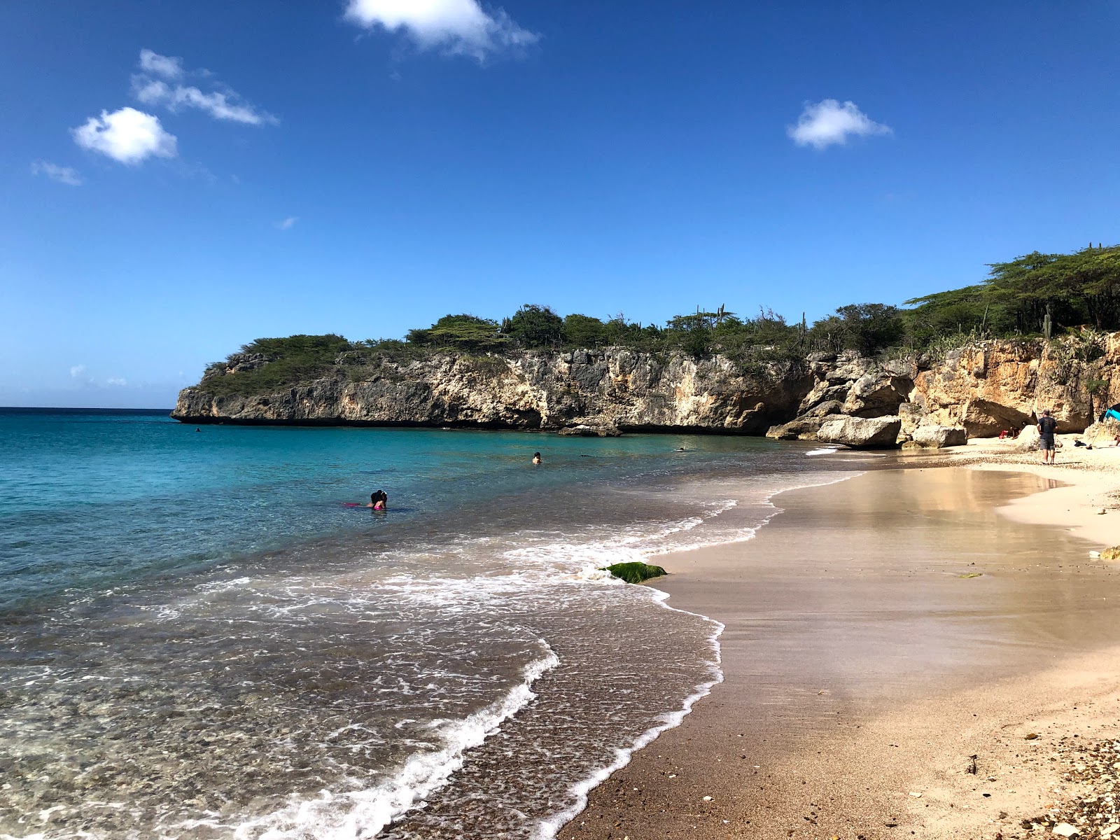 Photo de Playa Jeremi zone des équipements