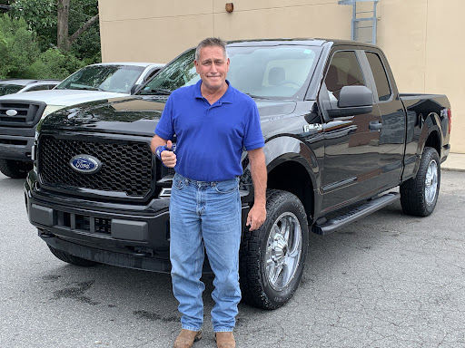 Auto Repair Shop «Adams Auto Group», reviews and photos, 6625 E Independence Blvd, Charlotte, NC 28212, USA