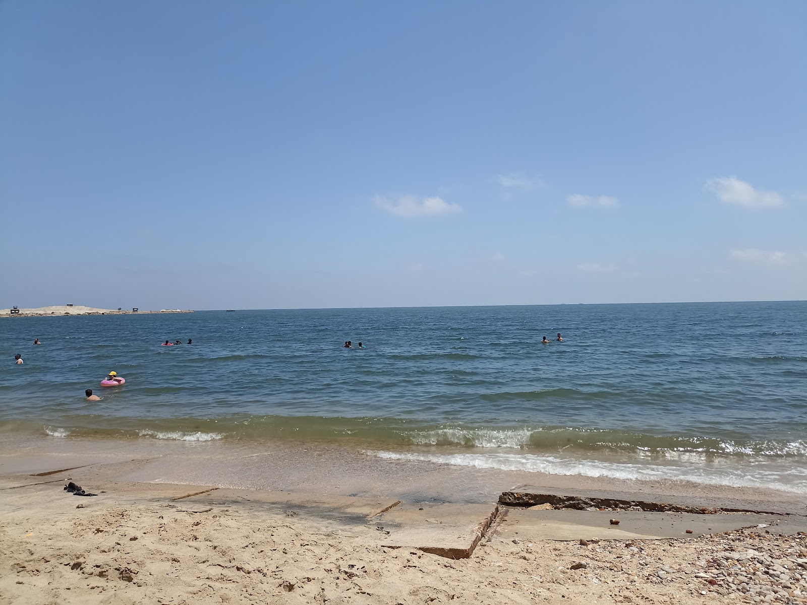 Fotografija Port Fouad Beach z turkizna čista voda površino
